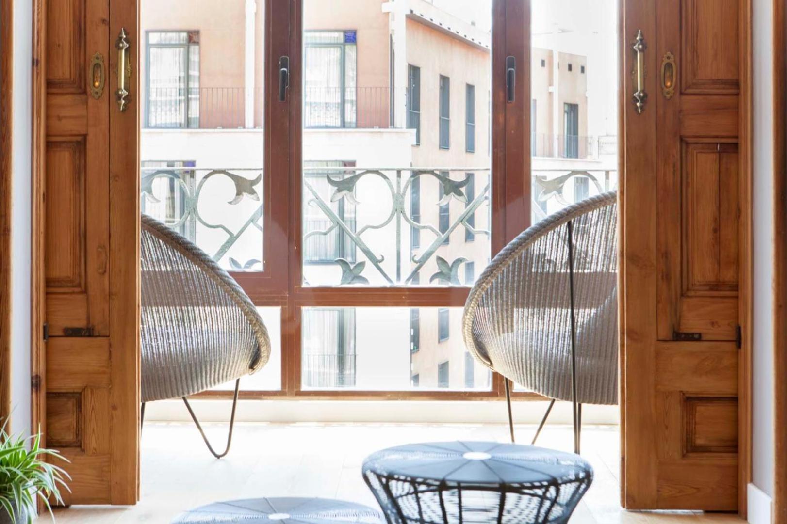 Destinationbcn Universitat Apartments Barcelona Ngoại thất bức ảnh